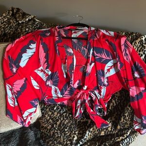 Cropped tie front kimono style top w/bell sleeves